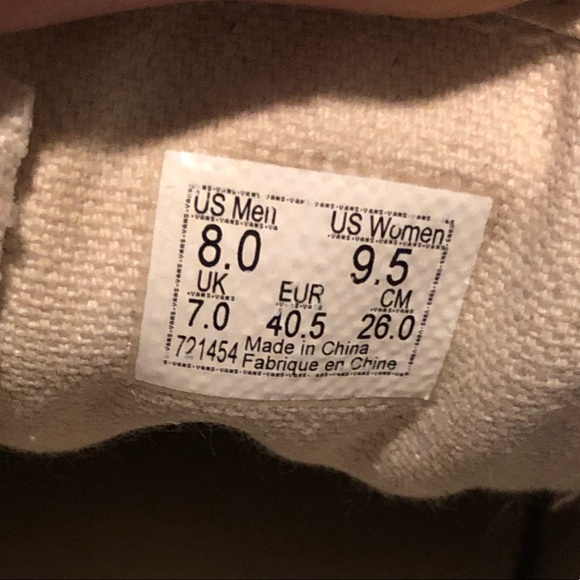 Vans Checkerboard Slip-On Cap Shoes - Picture 6 of 6